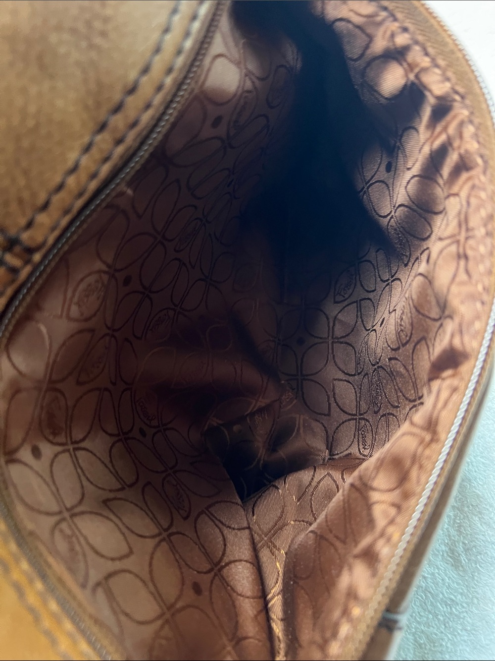 FOSSIL Purse - Picture 4 of 10